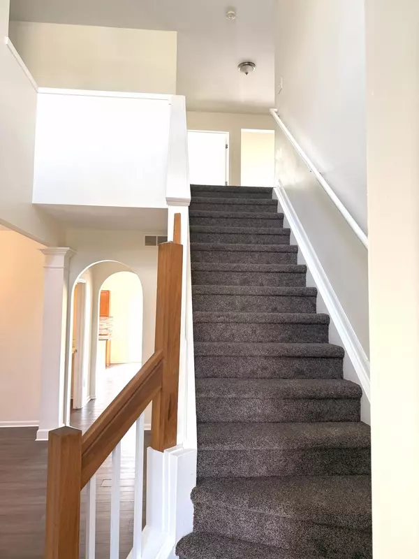 Romulus, MI 48174,33213 Saddleback Drive