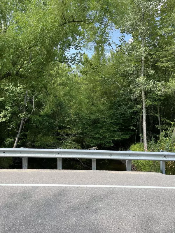 4490 103rd Avenue, Pullman, MI 49450