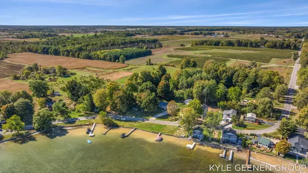 6020 122nd Avenue, Fennville, MI 49408
