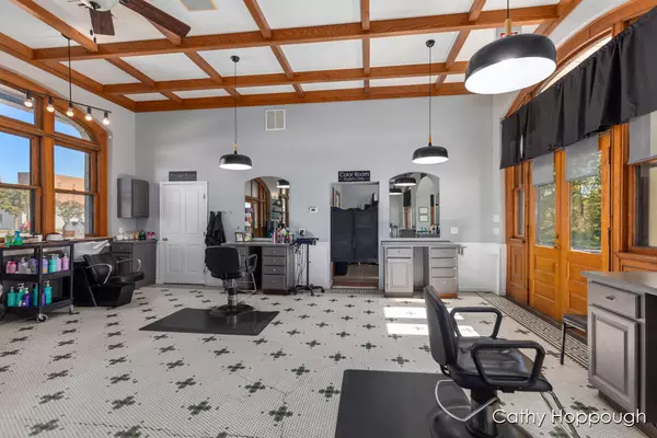 Ionia, MI 48846,233 W Adams Street