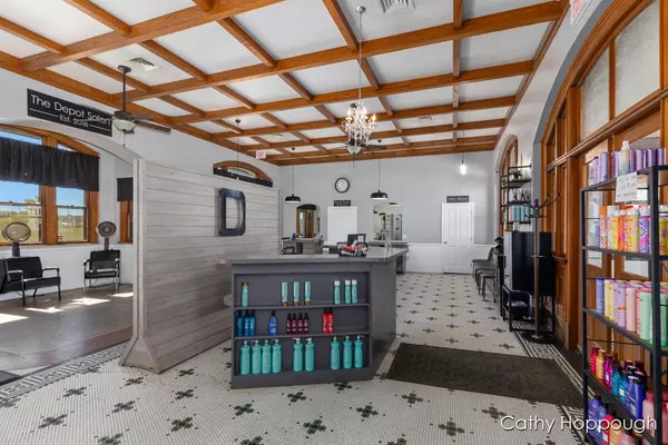 Ionia, MI 48846,233 W Adams Street