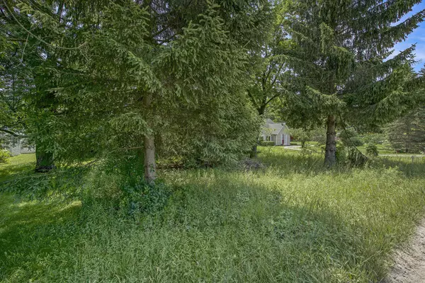 Ann Arbor, MI 48105,1688-1696 Warren Road