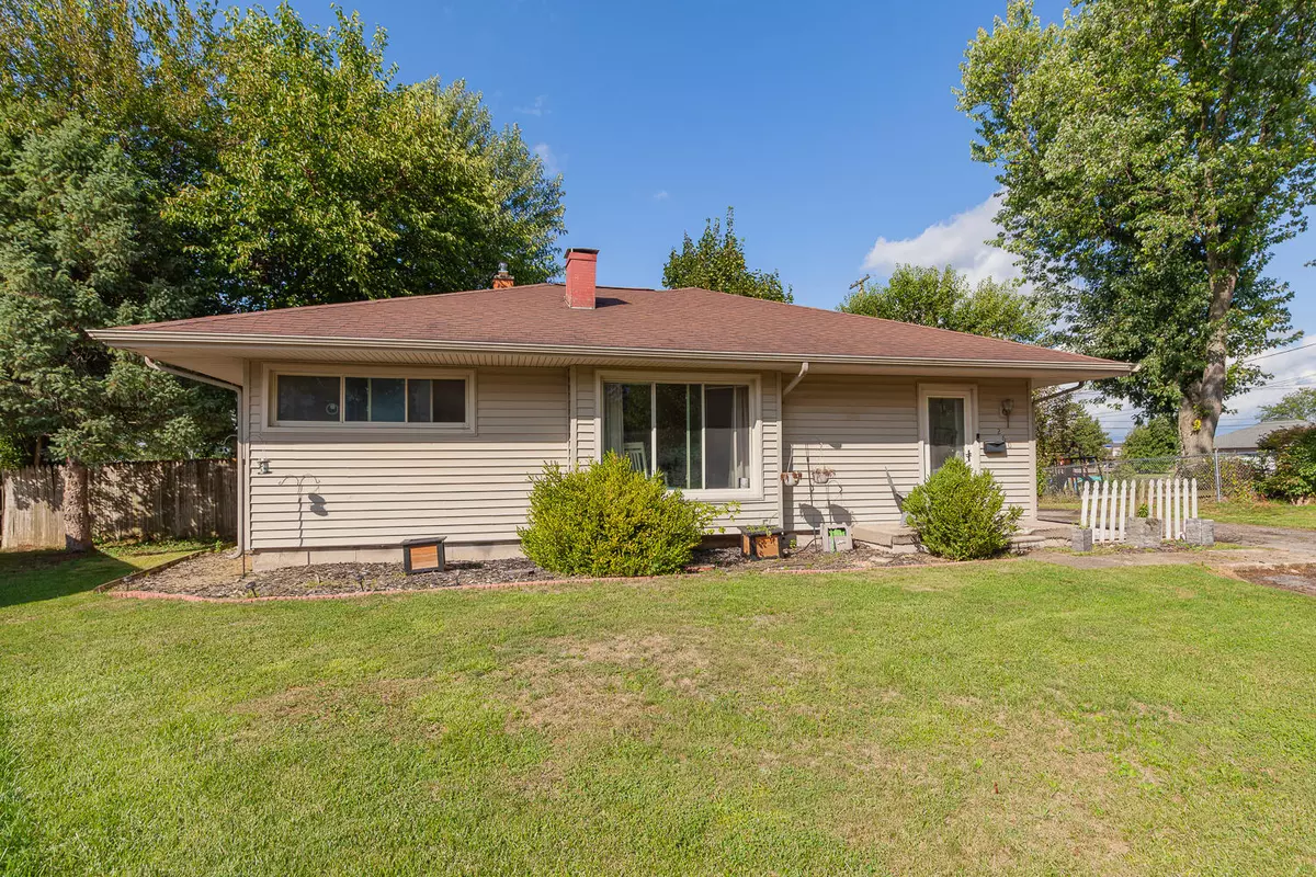 Adrian, MI 49221,260 Renfrew Avenue