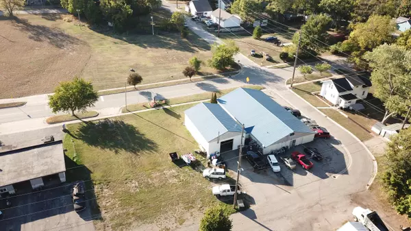 Buchanan, MI 49107,701 S Red Bud Trail