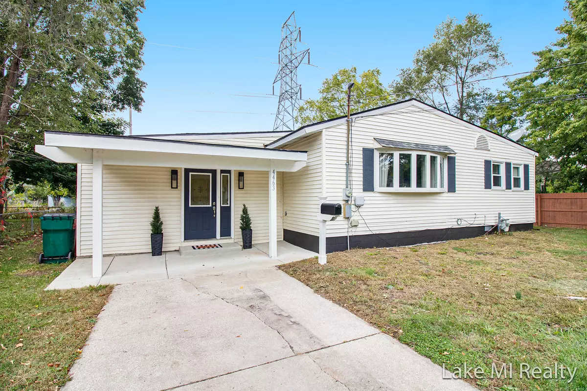 Wyoming, MI 49548,4463 Pinehurst SW Avenue