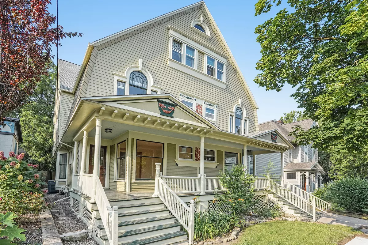 Grand Rapids, MI 49503,340 Cherry SE Street