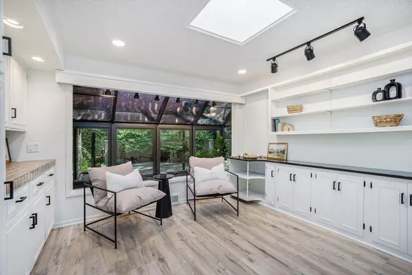 Kalamazoo, MI 49008,2513 Waite Avenue