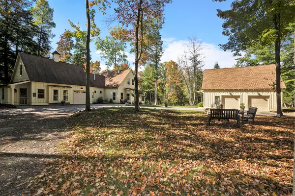 Grant, MI 49327,8999 S Ferris Avenue