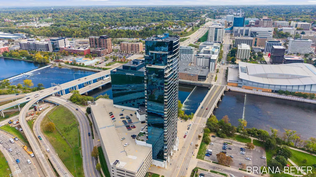 335 Bridge Street NW #907, Grand Rapids, MI 49504