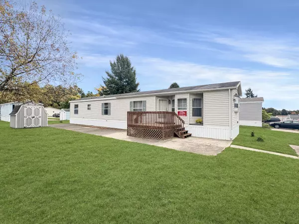 7356 Old Hickory NE Drive, Belmont, MI 49306