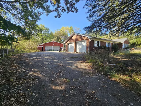 Chelsea, MI 48118,13333 Trinkle Road