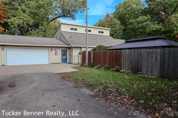 Muskegon, MI 49444,3222 George Street