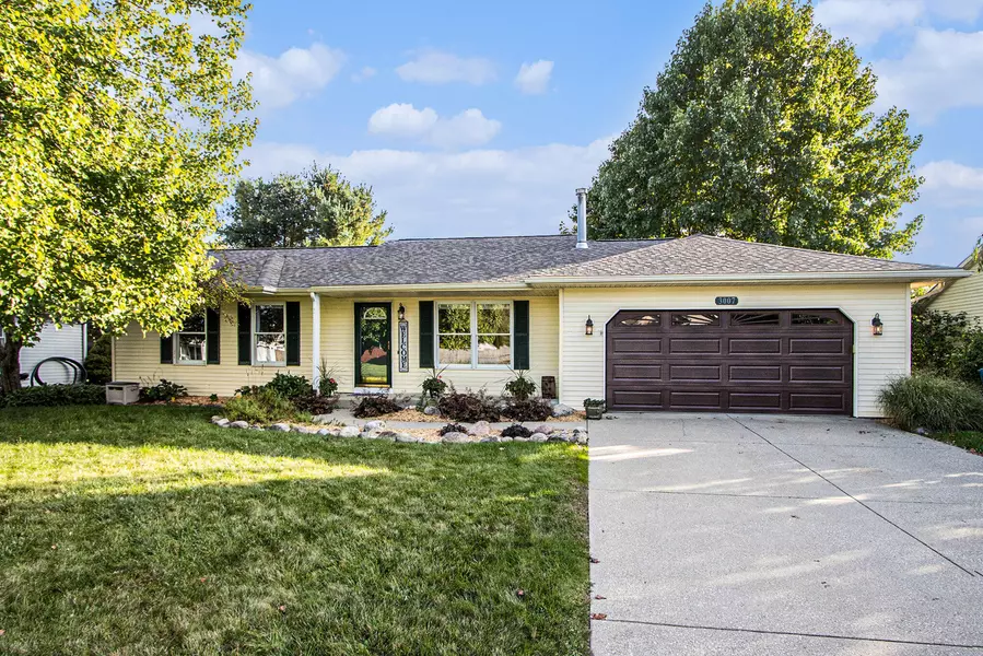 3007 Hickory Nut Lane, Kalamazoo, MI 49004