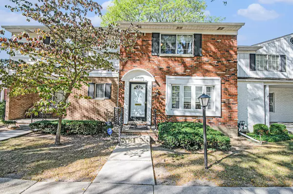 Harper Woods, MI 48225,20537 Williamsburg Court