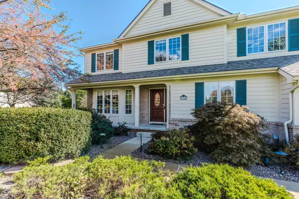 Saline, MI 48176,9145 Yorkshire Drive