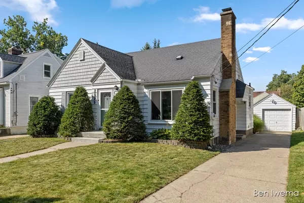 Grand Rapids, MI 49507,1629 Rossman SE Avenue