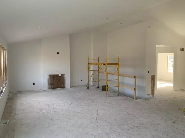 Rockford, MI 49341,7843 Woodhurst NE Drive