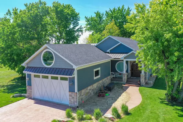 21373 Sail Bay Drive, Cassopolis, MI 49031