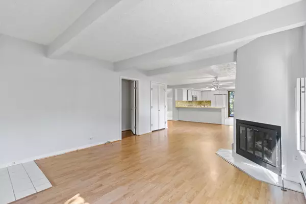 Shelby Twp, MI 48317,8919 Janis Street