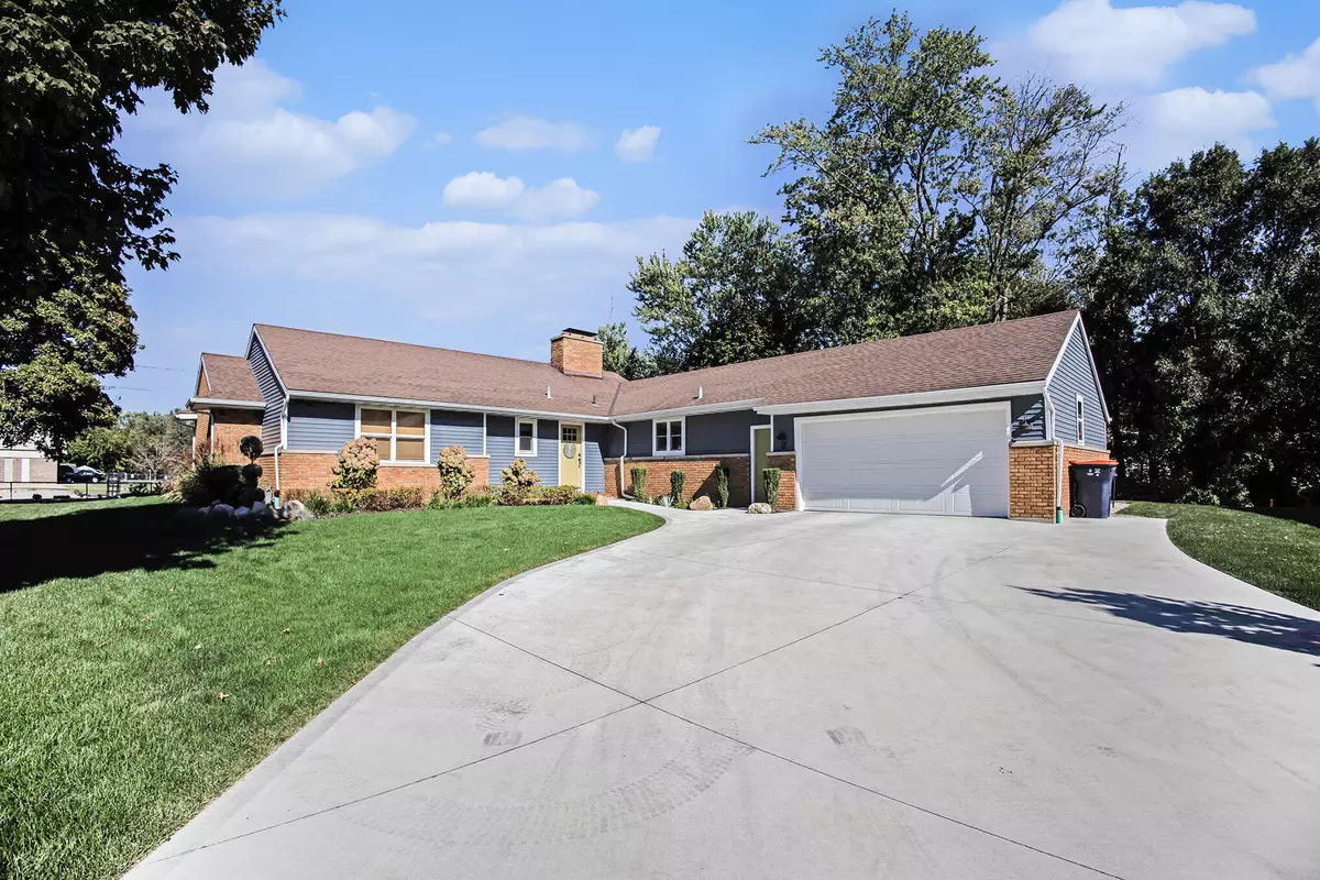 Holland, MI 49423,17 E 39th Street