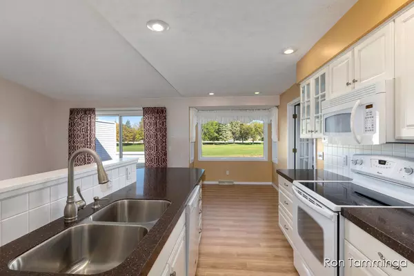 Hudsonville, MI 49426,1037 Fairfield Drive