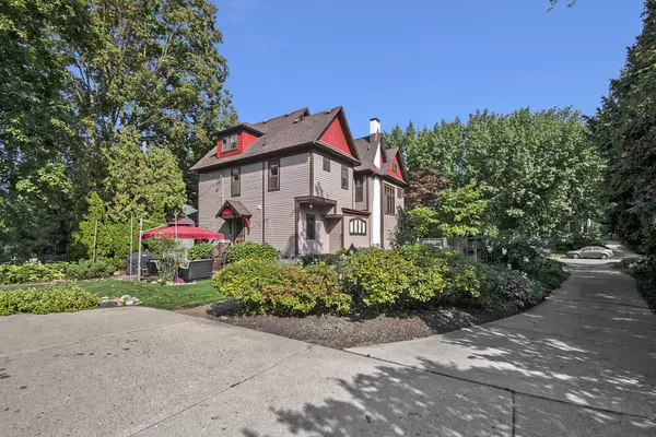Grand Rapids, MI 49503,217 Madison SE Avenue