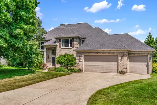 7639 Dunross Drive, Portage, MI 49024