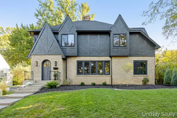 East Grand Rapids, MI 49506,2440 Richards SE Drive