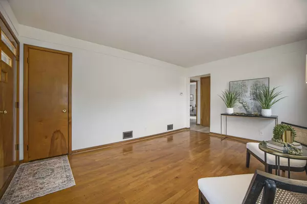 Grand Rapids, MI 49548,113 Coolidge SW Street