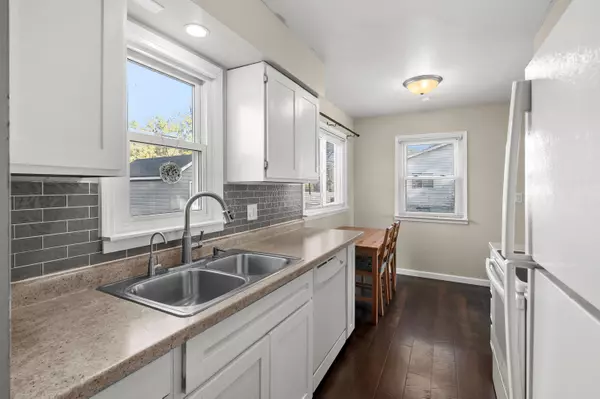 Kalamazoo, MI 49048,1214 Foster Avenue