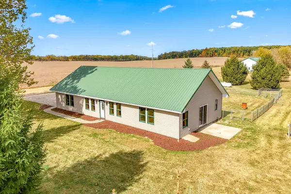 Jonesville, MI 49250,10149 Dennings Road