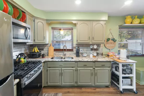 Saint Clair Shores, MI 48080,20707 Elizabeth Street