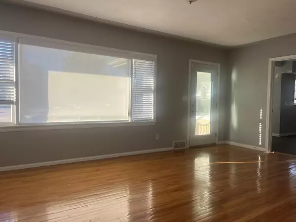 Battle Creek, MI 49015,295 E Columbia Avenue