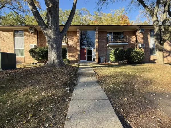 Ann Arbor, MI 48105,1253 Island Drive #102
