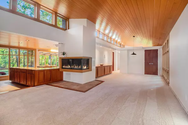 Ann Arbor, MI 48104,3636 Riverside Drive