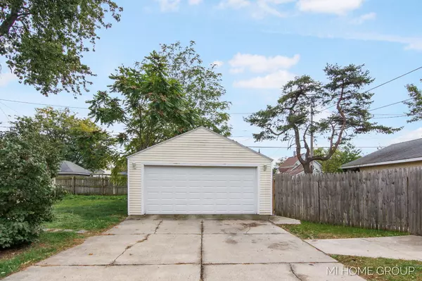 Holland, MI 49423,150 W 16th Street