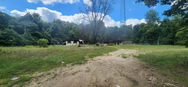 51733 Baseline Road, Grand Junction, MI 49056