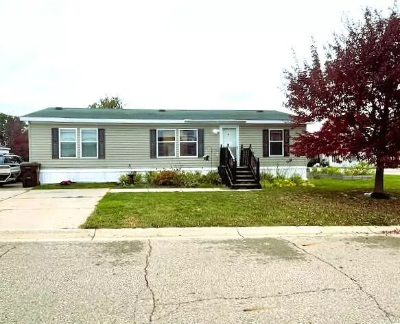 7204 E Grand River Avenue #60, Portland, MI 48875