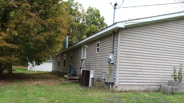Gobles, MI 49055,18242 32nd Street Street