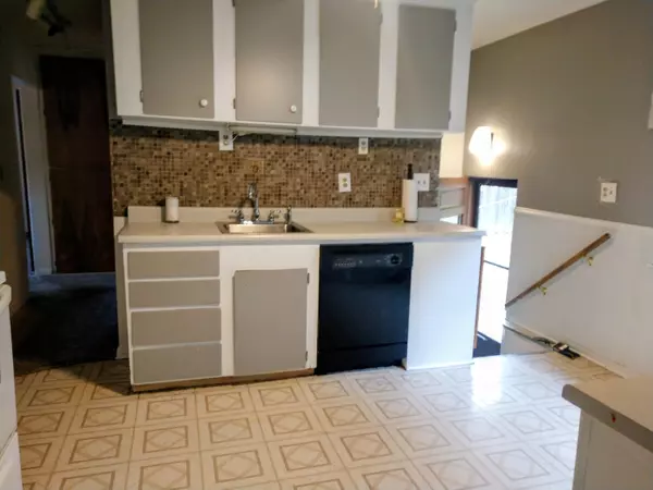 Port Huron, MI 48060,1426 18th Street