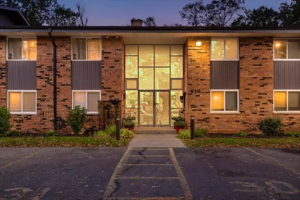 Kalamazoo, MI 49008,616 Lynn Avenue #24