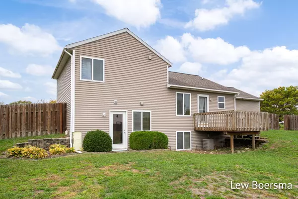 Cedar Springs, MI 49319,14692 Ivorystone NE Drive