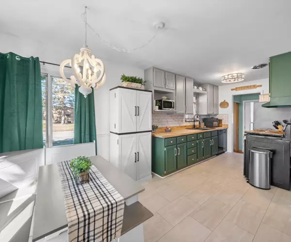 Wayne, MI 48184,36650 Thinbark Street