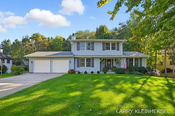 Holland, MI 49424,15848 Fendt Farm Drive