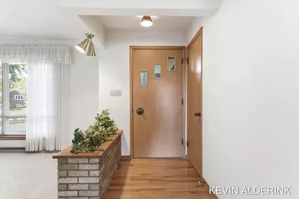 Zeeland, MI 49464,263 S Jefferson Street