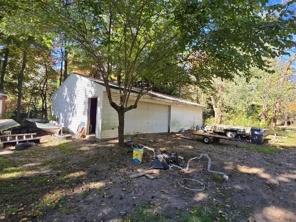 Breedsville, MI 49027,50 W Main Street