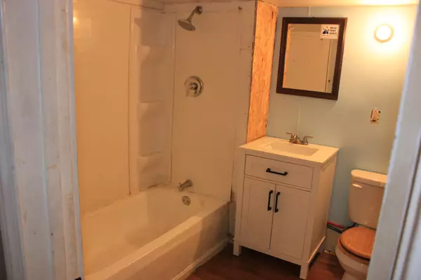 Muskegon, MI 49442,4884 E Apple Avenue