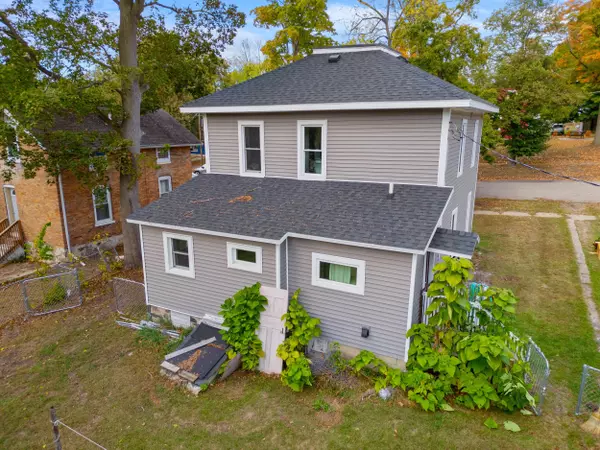 Hillsdale, MI 49242,58 Howder Street