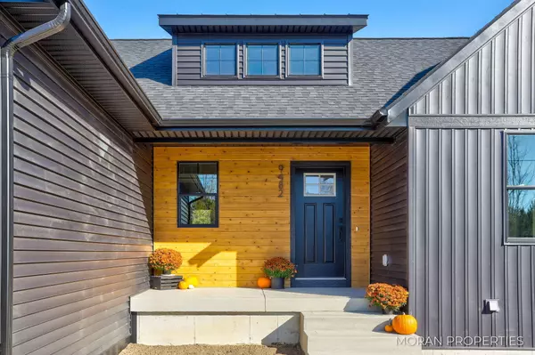 West Olive, MI 49460,9482 Bluebell Court