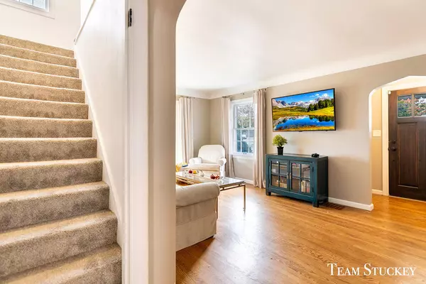 Grand Rapids, MI 49503,1060 Leonard NE Street